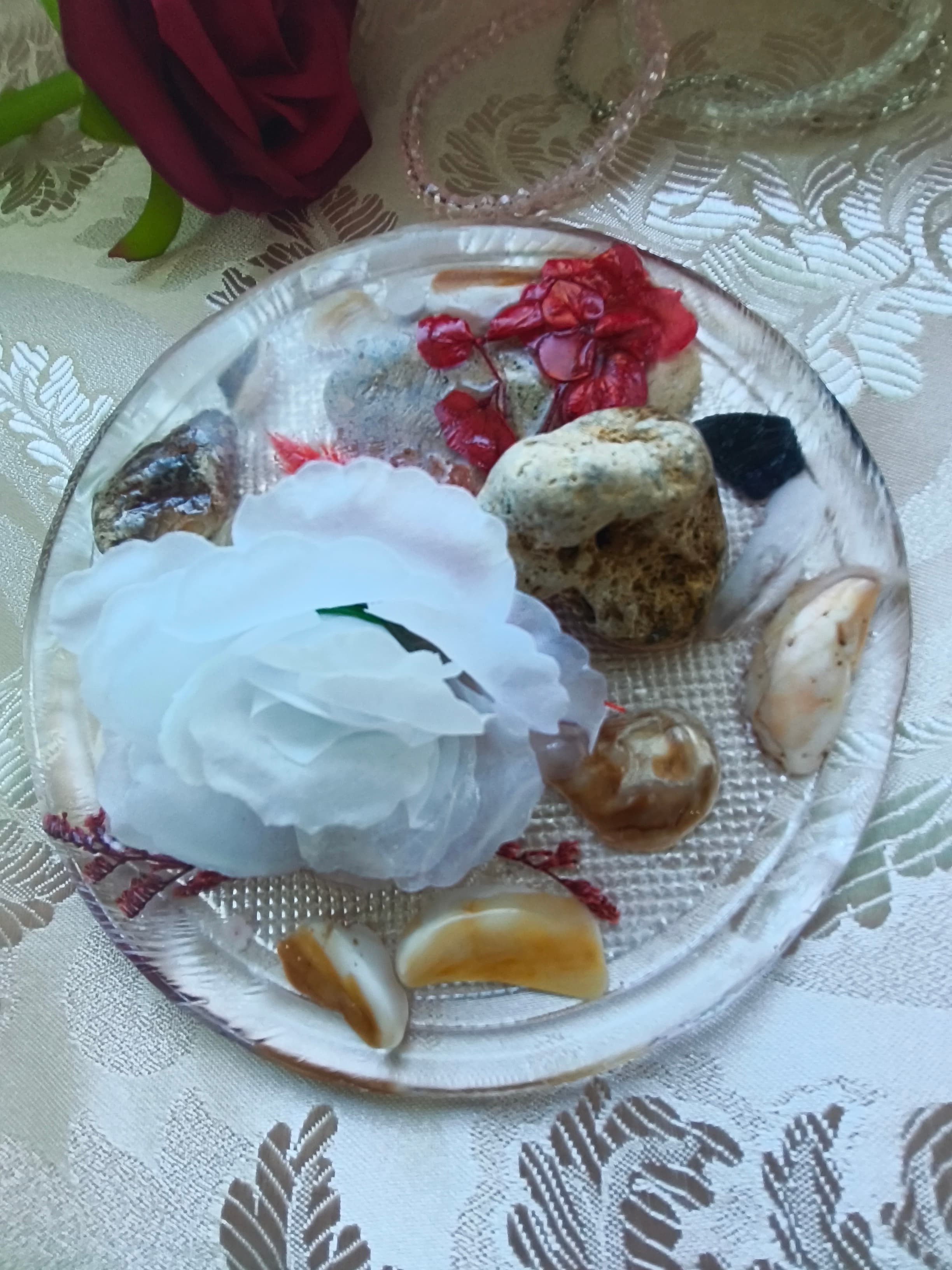 Декоративна чиния с морски мотиви