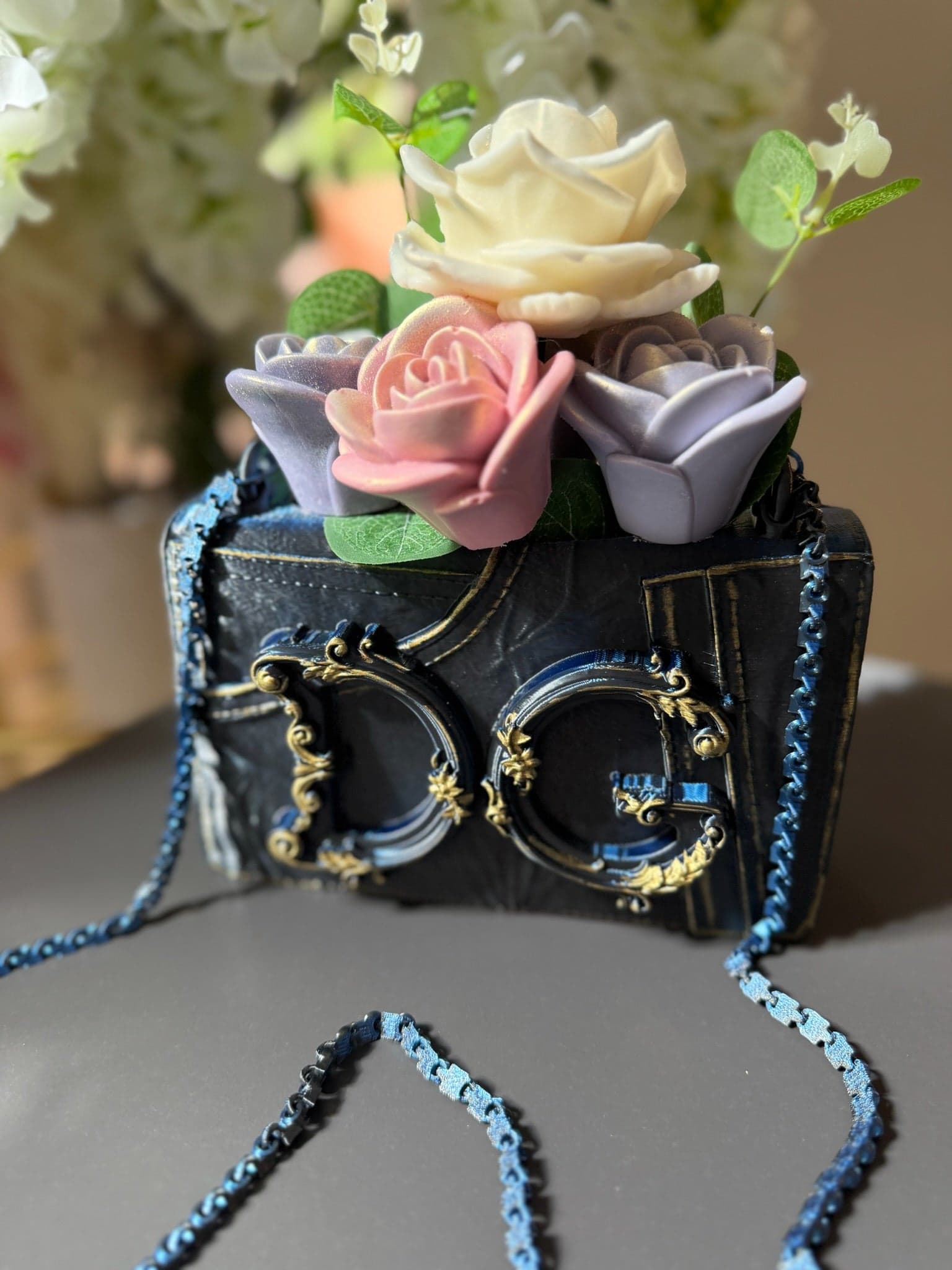 Stylish bag with elegant rose soap gift set